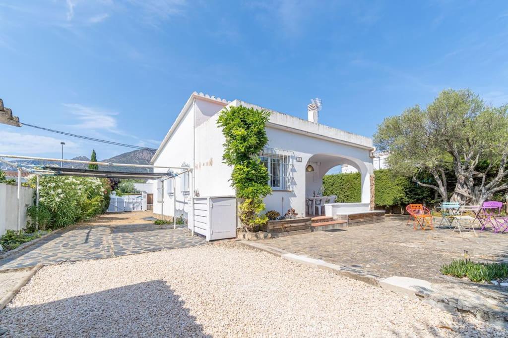 Mb1-House With Big Garden ,Swimming-Pool, & Barbacue In Roses Villa Eksteriør bilde