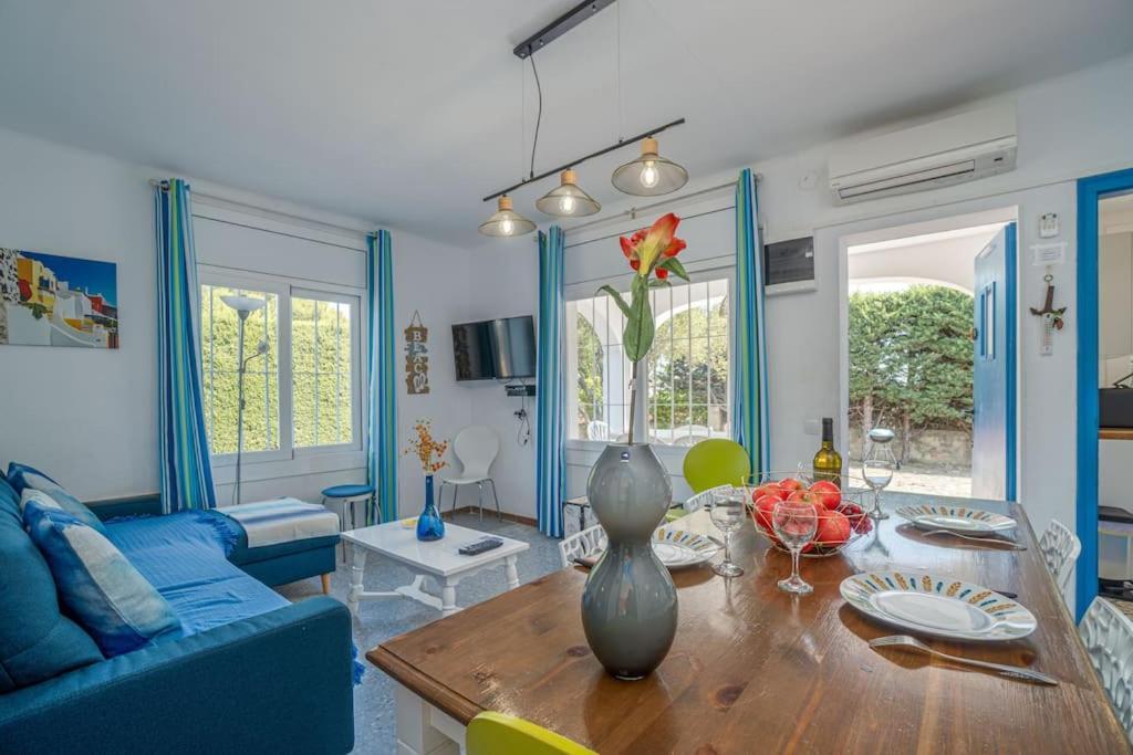 Mb1-House With Big Garden ,Swimming-Pool, & Barbacue In Roses Villa Eksteriør bilde