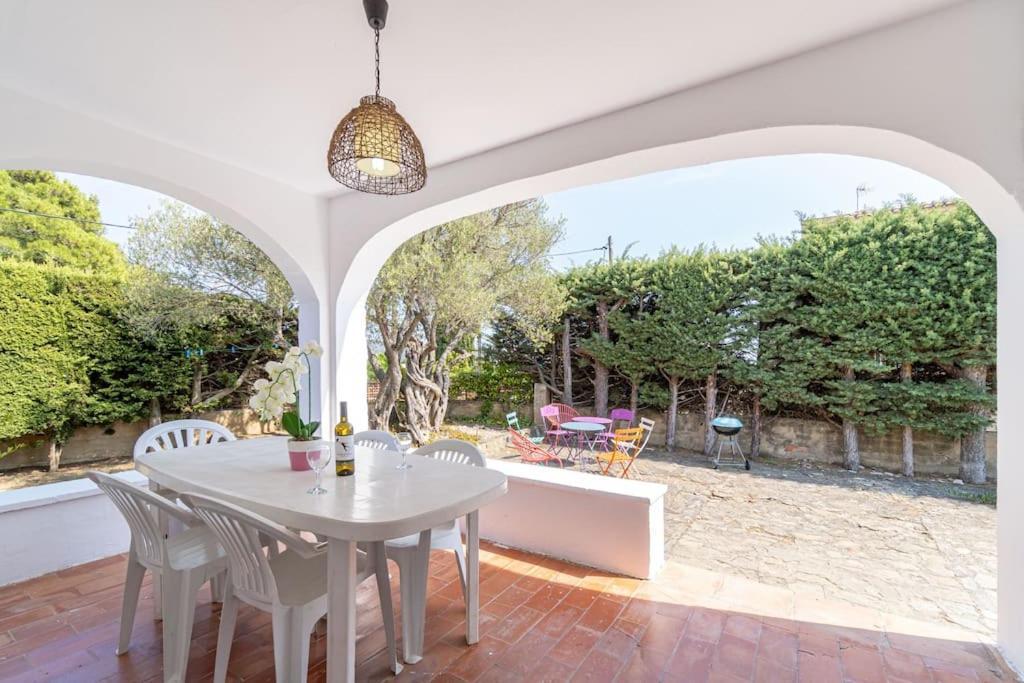 Mb1-House With Big Garden ,Swimming-Pool, & Barbacue In Roses Villa Eksteriør bilde