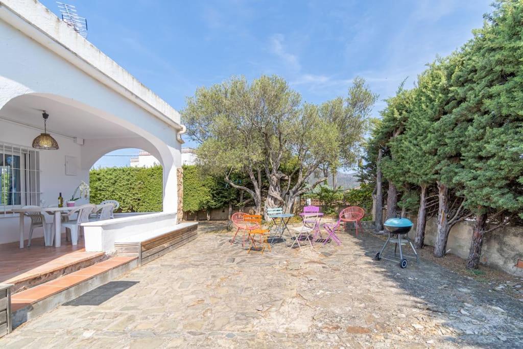 Mb1-House With Big Garden ,Swimming-Pool, & Barbacue In Roses Villa Eksteriør bilde